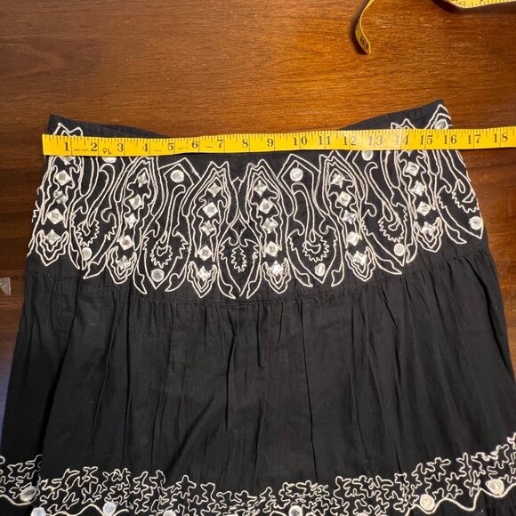 Maxi Skirt Embroidered Gypsy Boho Artsy Black Nature Flowy Coastal Lagom Size 8 - Picture 11 of 11